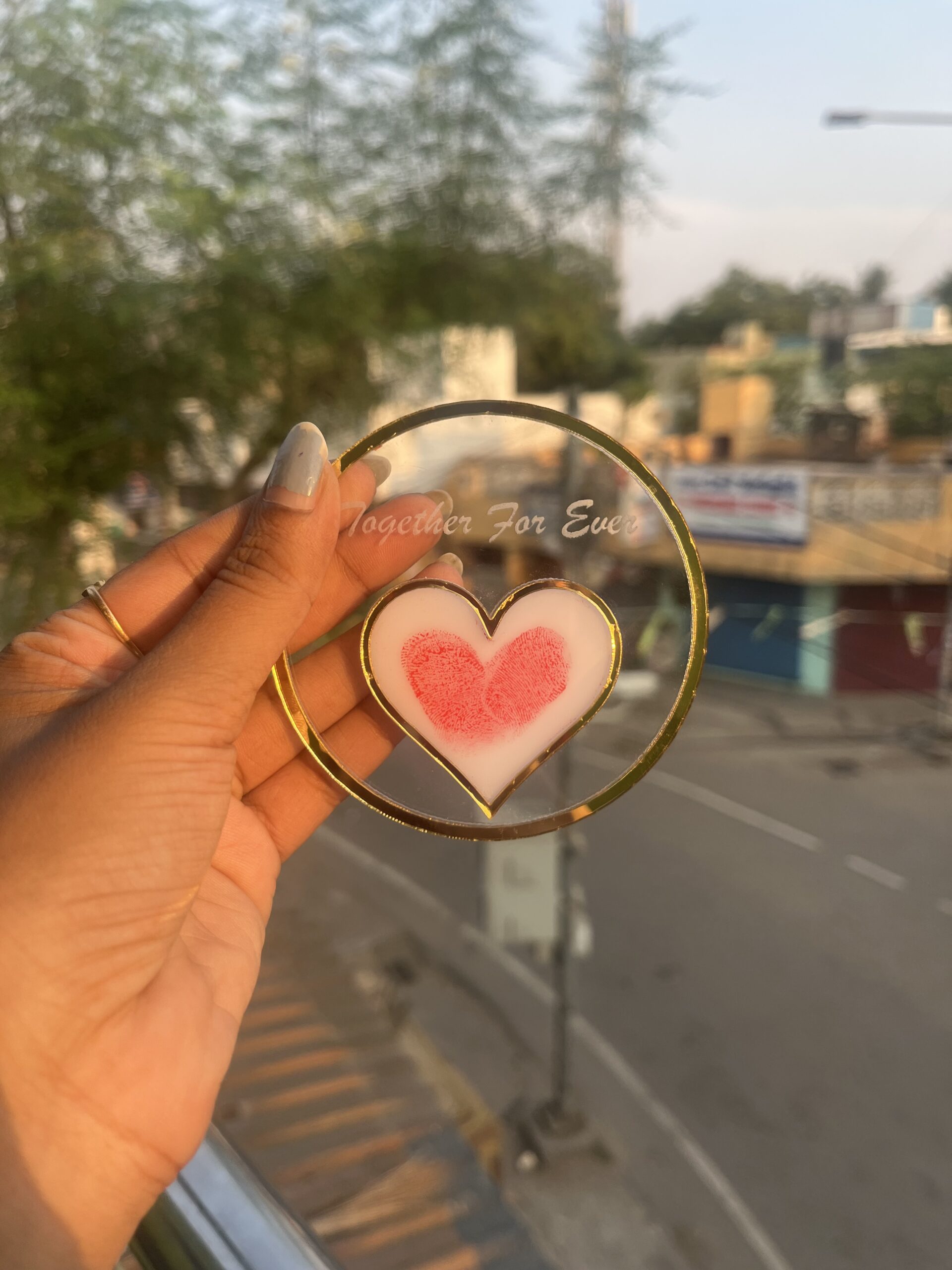 Thumbprint magnet