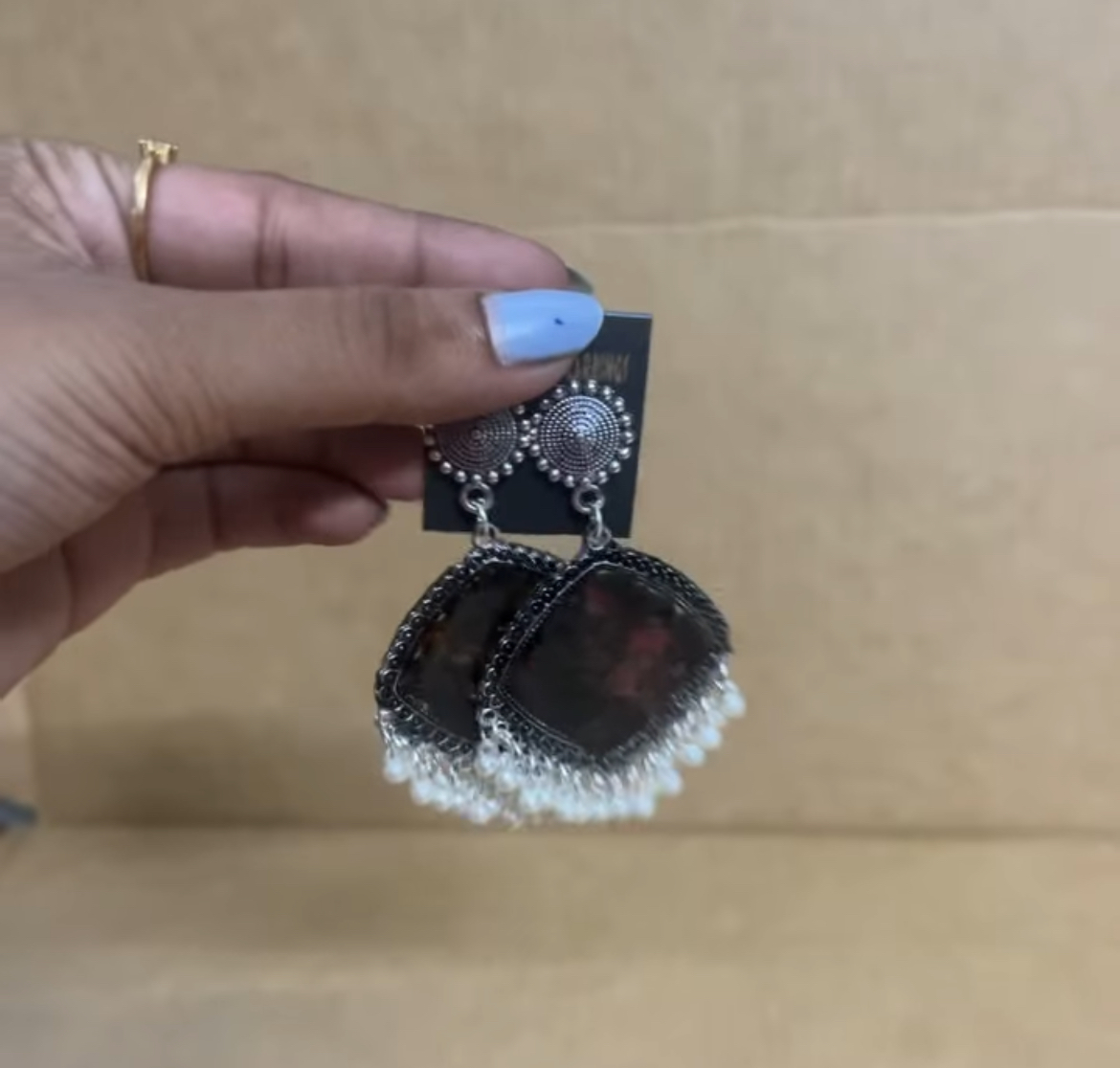 Resin earing flower preservation - Image 2